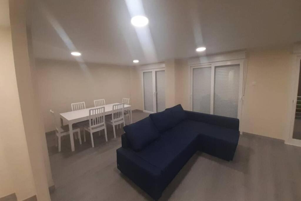Modern Huge Appartement, Just 100 M From The Beach Santa Pola Exteriör bild