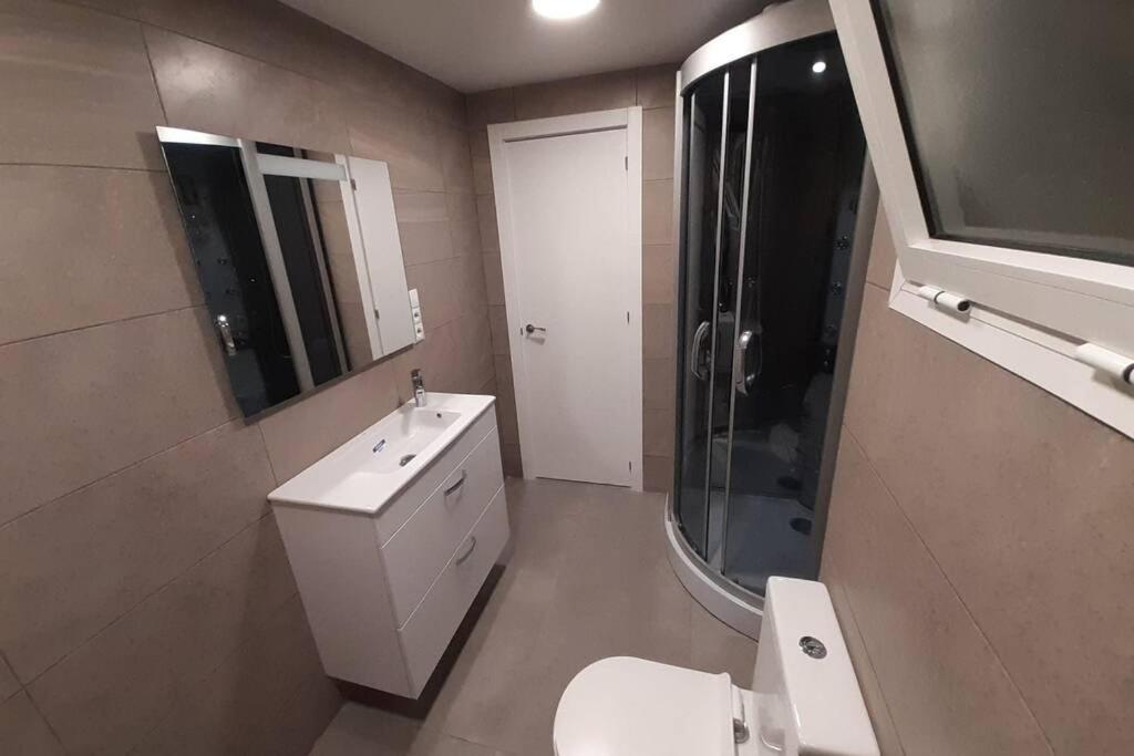 Modern Huge Appartement, Just 100 M From The Beach Santa Pola Exteriör bild