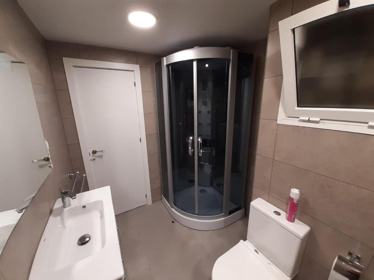 Modern Huge Appartement, Just 100 M From The Beach Santa Pola Exteriör bild