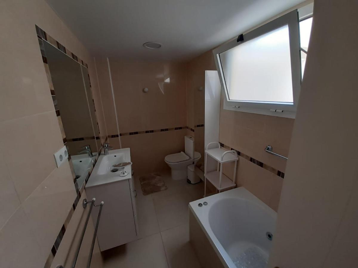 Modern Huge Appartement, Just 100 M From The Beach Santa Pola Exteriör bild